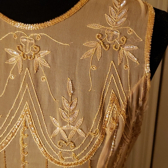 Sleeveless silk chiffon beaded top - Picture 2 of 7